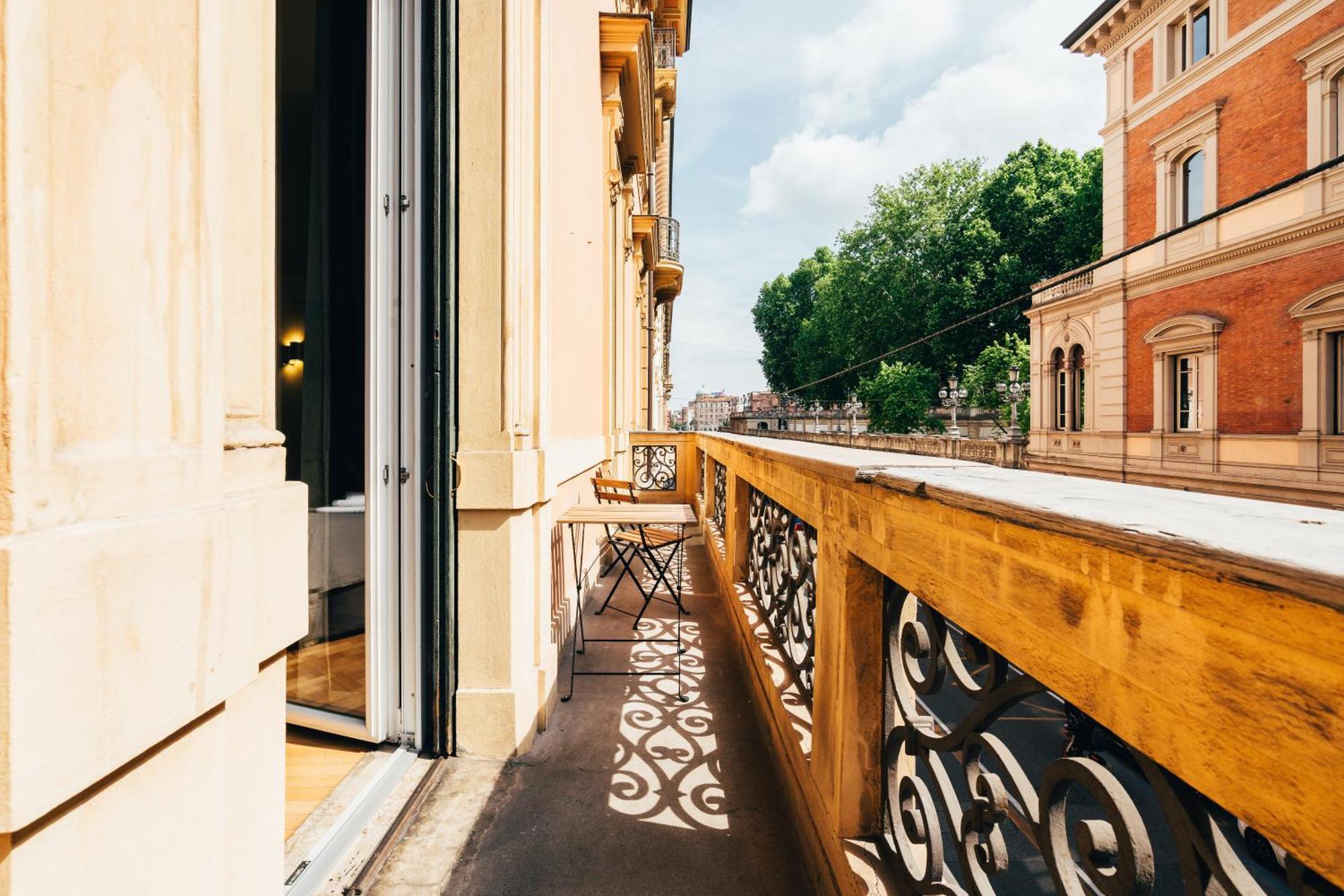 Bologna Suites - Private Bathroom Bagian luar foto