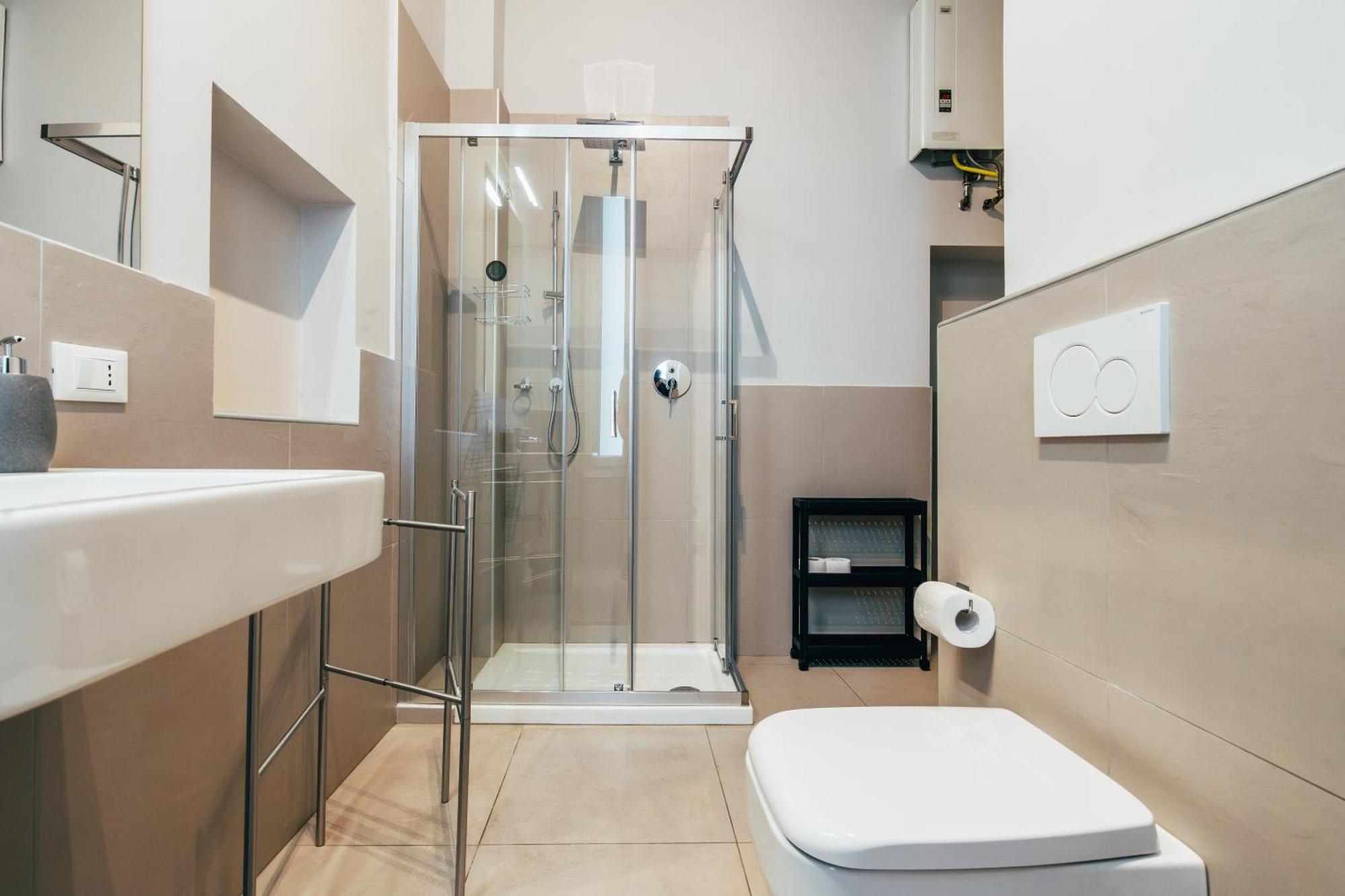 Bologna Suites - Private Bathroom Bagian luar foto